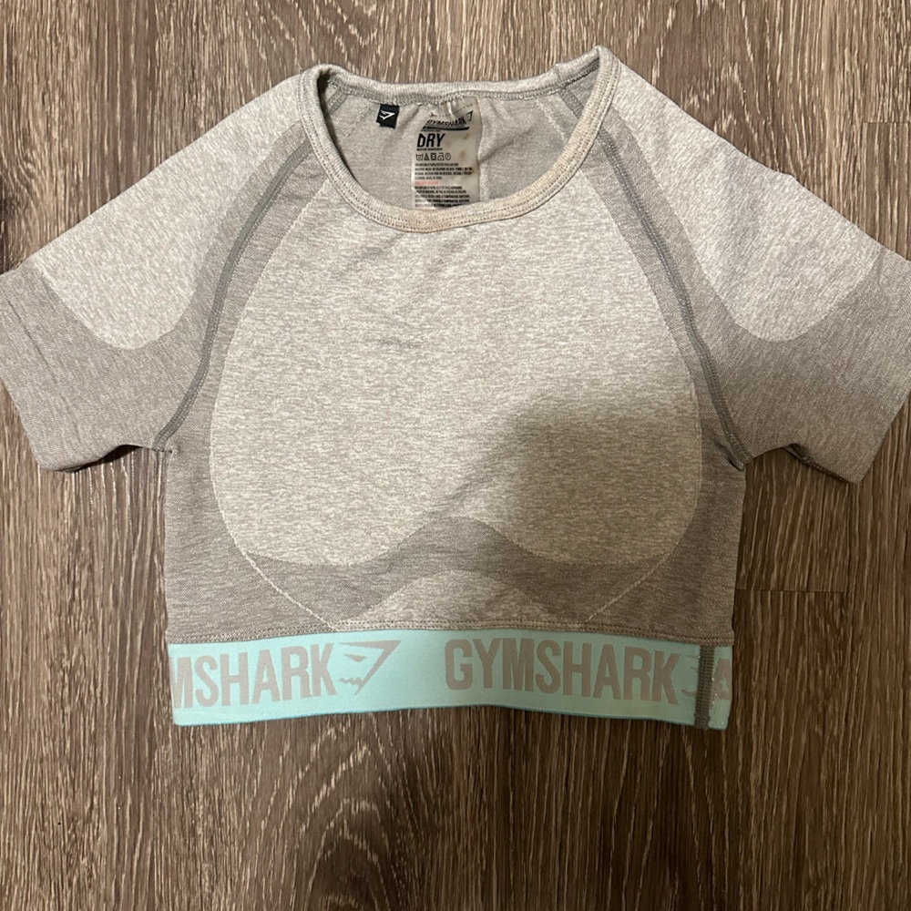 Gymshark Shirt